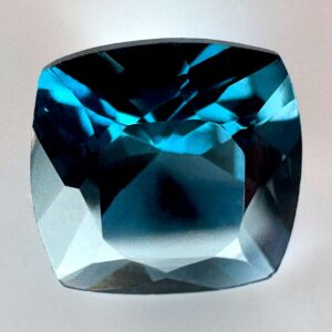 Topaz London Blue 3,03 ct - Unique piece of great clarity