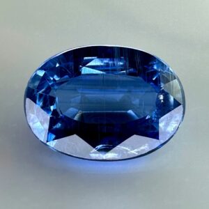 The 2.33 carat Blue Kyanite, a natural gemstone with a uniform and vibrant blue, ideal for creating exceptional jewelry. This rare gemstone, originating from Nepal, has a beautiful clarity.