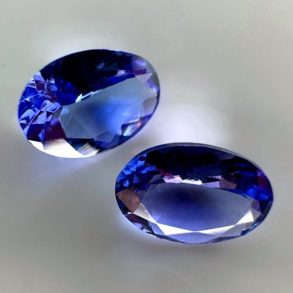 Genuine Pair of Tanzanites 1.35 ct - RARE - Faceted Tanzanites