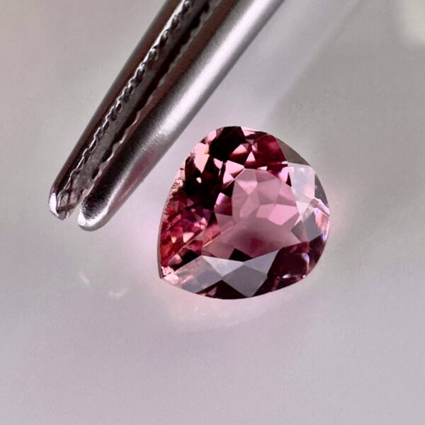 Gorgeous Pink Tourmaline 0.77 ct – Bright Color and Brilliance for Precious Jewelry