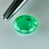 0.91ct natural emerald from Zambia with an elegant oval shape and a beautiful green hue.